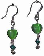 Heart earrings in emerald green, www.CreativeMindOriginals.com